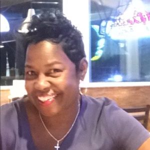 Meet your Posher, Cynthia